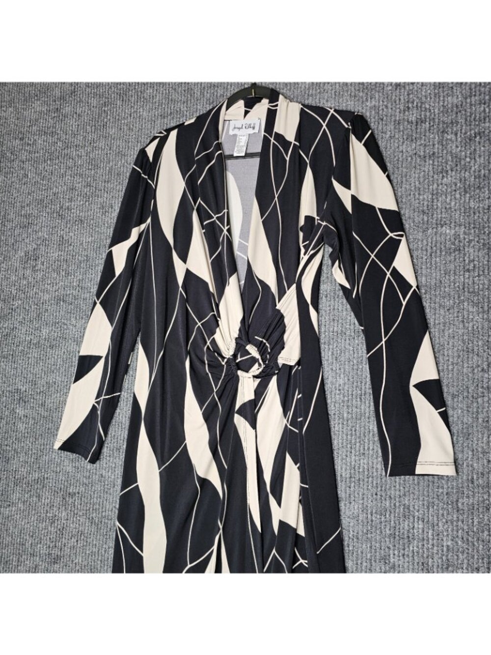 Joseph Ribkoff Black Moonstone Printed Dress sz 12 wrap style - Picture 4 of 6